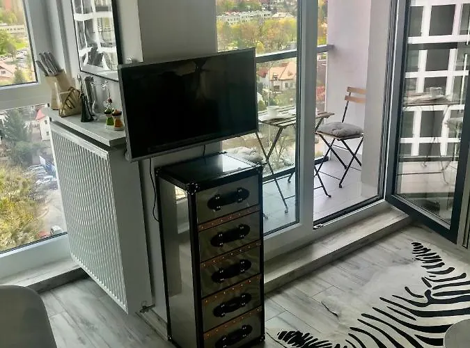 Luxury Wola شقة وارسو